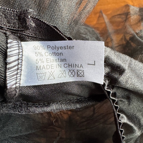 Halloween Black Tulle Petticoat Skirt - Picture 4 of 5